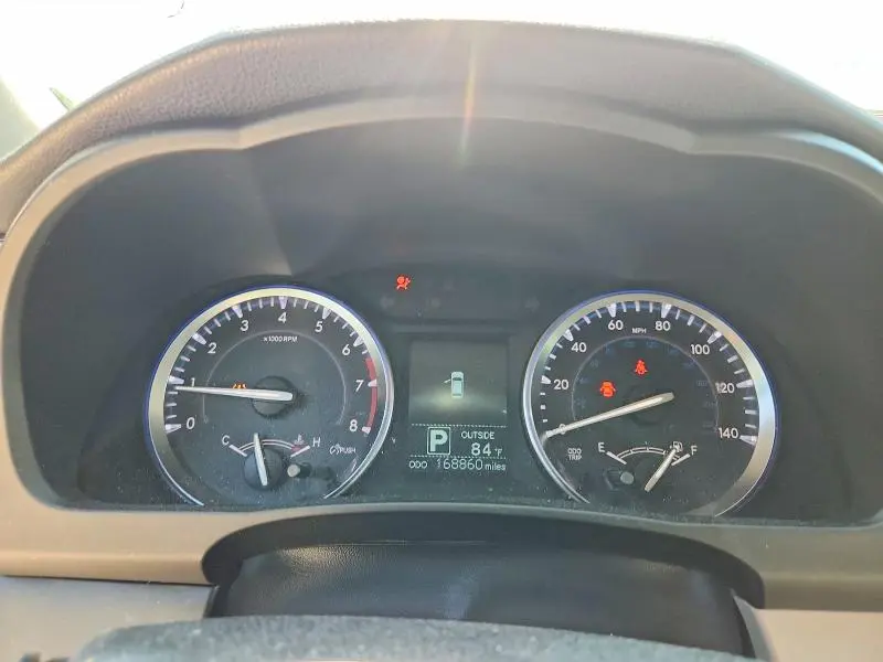 2016 TOYOTA HIGHLANDER LE PLUS  