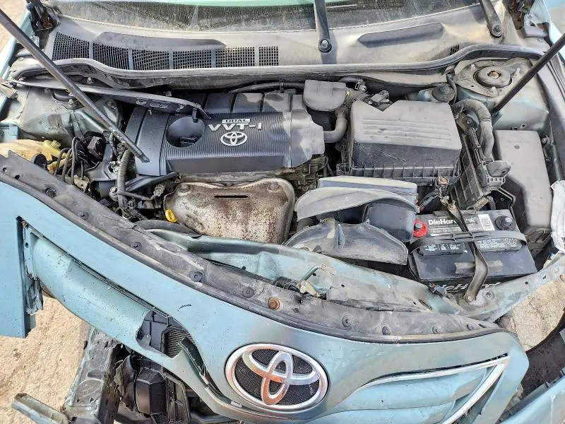 2010 TOYOTA CAMRY LE  