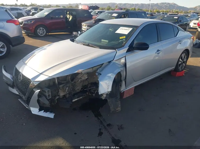 2019 NISSAN ALTIMA 2.5 SR