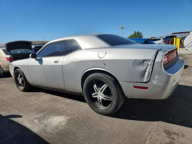 2010 DODGE CHALLENGER SE  