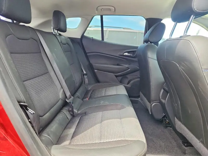 2025 CHEVROLET TRAX 1LT  