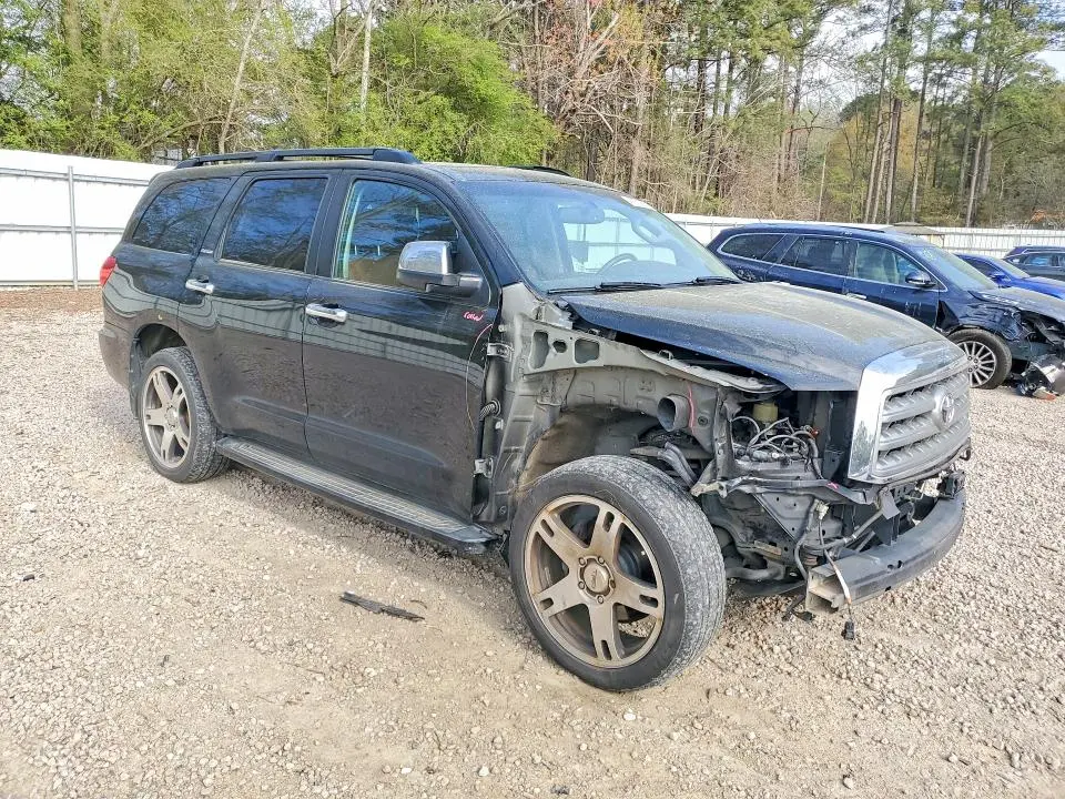 2010 TOYOTA SEQUOIA PLATINUM  