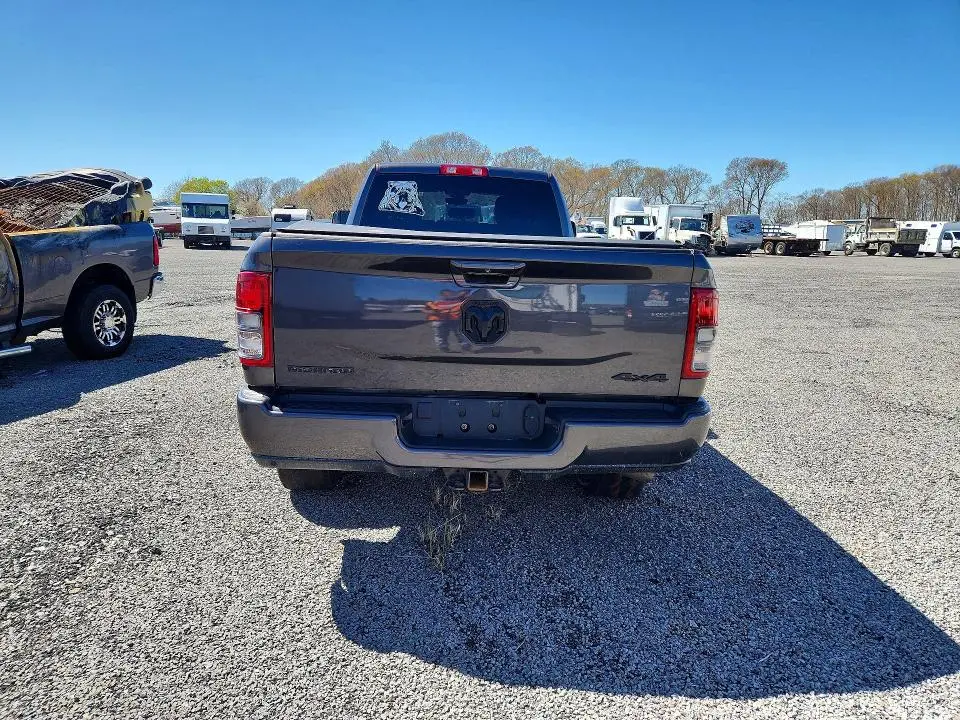 2022 RAM 3500 BIG HORN  