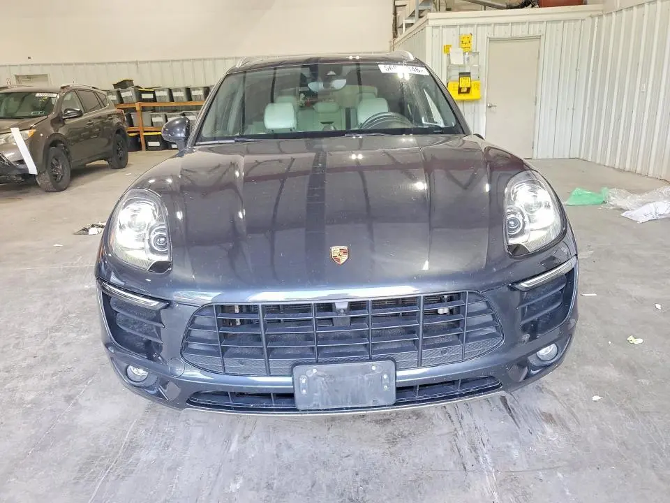 2017 PORSCHE MACAN S  