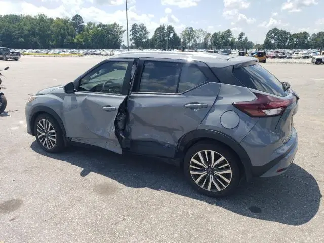 2023 NISSAN KICKS SV  