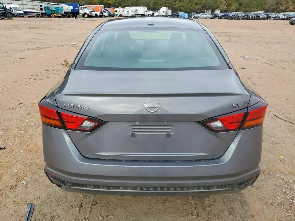 2024 NISSAN ALTIMA SV  