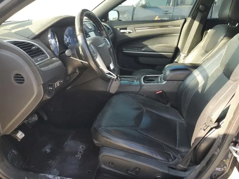 2012 CHRYSLER 300C   