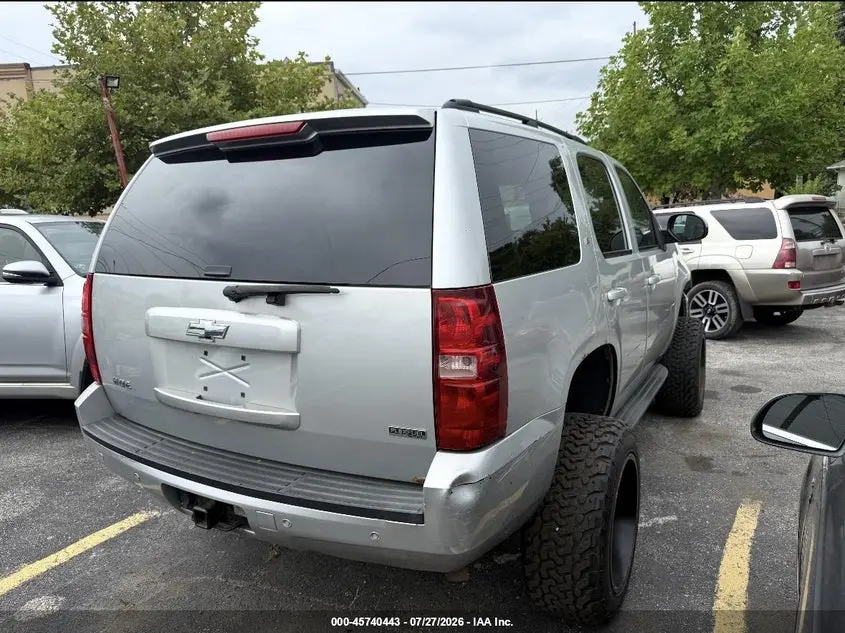 2011 CHEVROLET TAHOE LT