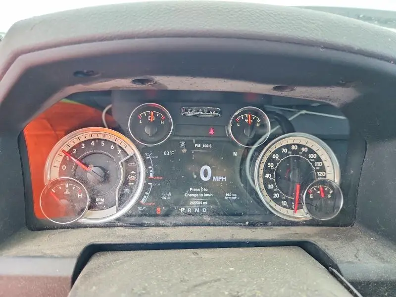 2013 RAM 1500 SLT  