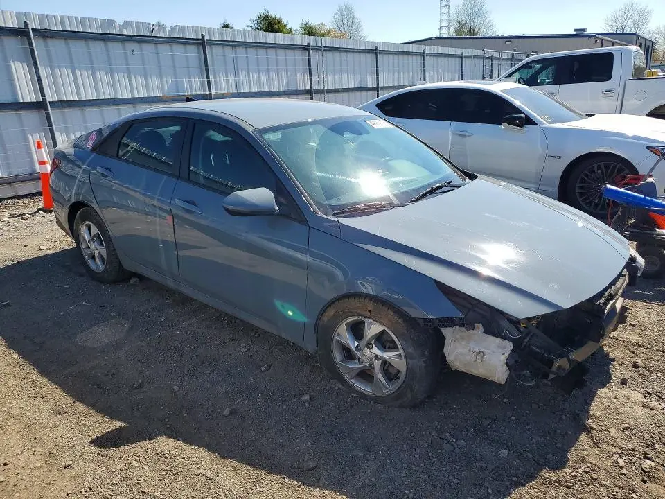 2021 HYUNDAI ELANTRA SE  