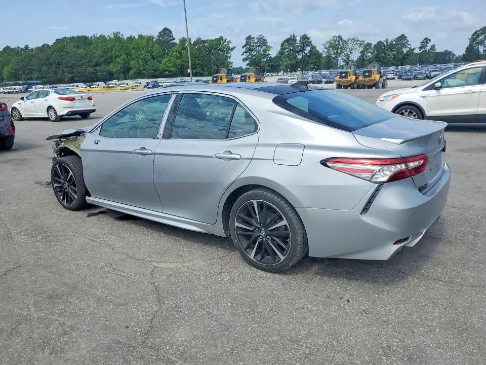 2019 TOYOTA CAMRY XSE V6  
