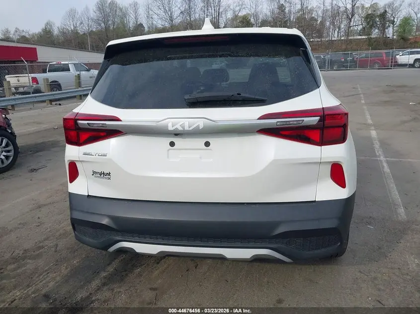 2023 KIA SELTOS LX