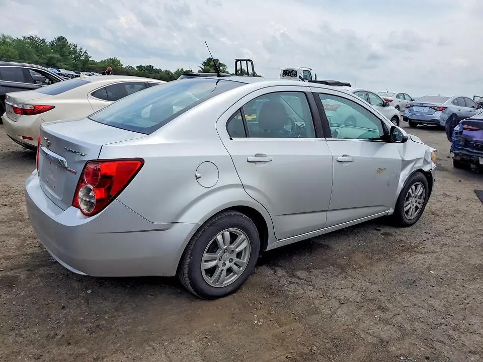 2013 CHEVROLET SONIC LT  