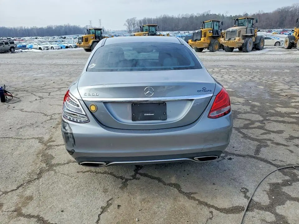 2016 MERCEDES-BENZ C 300  