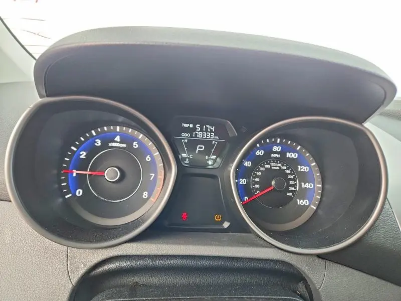 2012 HYUNDAI ELANTRA GLS  