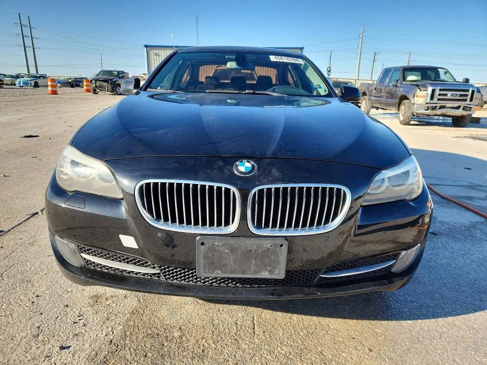 2011 BMW 528 I  