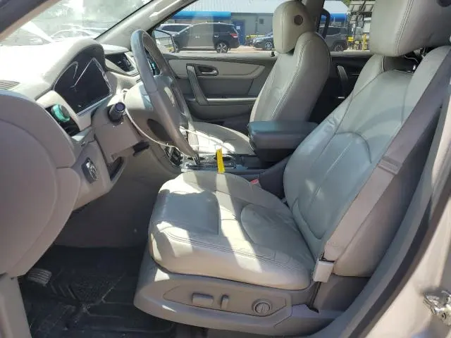 2015 CHEVROLET TRAVERSE LT  