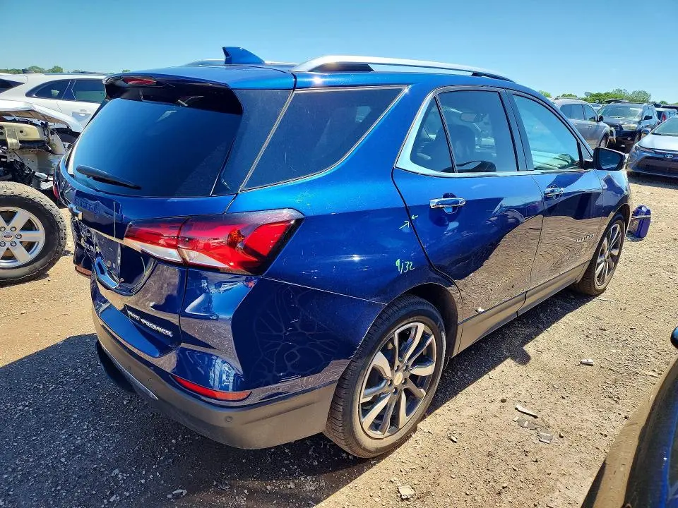 2022 CHEVROLET EQUINOX PREMIER  