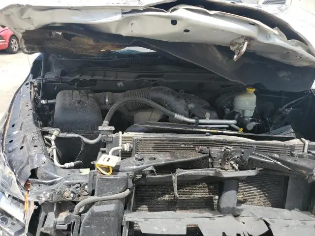2016 RAM 1500 SLT  