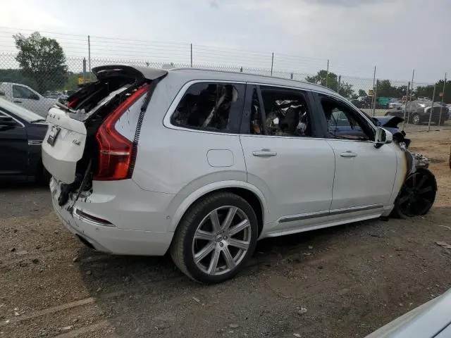 2016 VOLVO XC90 T6