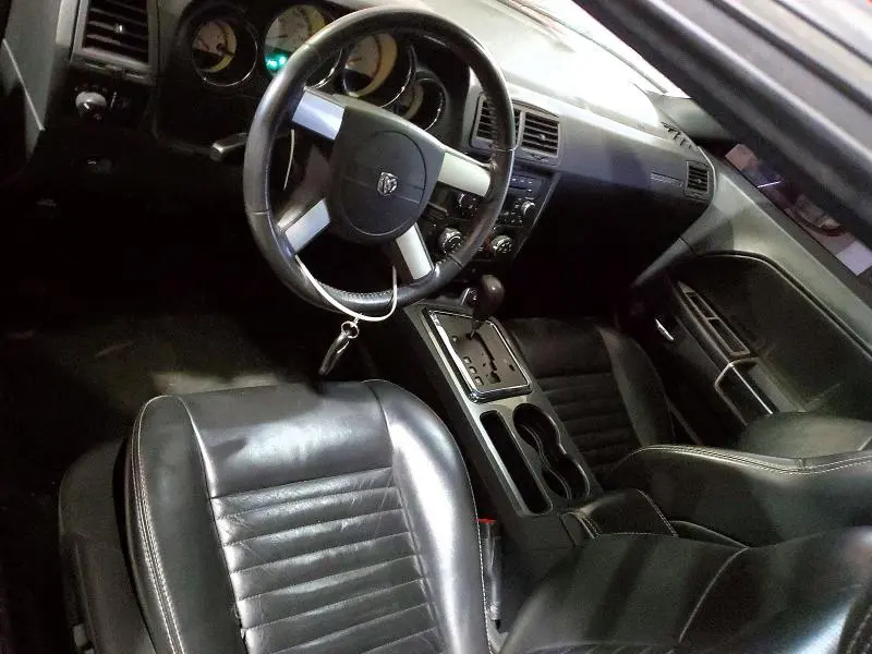 2010 DODGE CHALLENGER R  