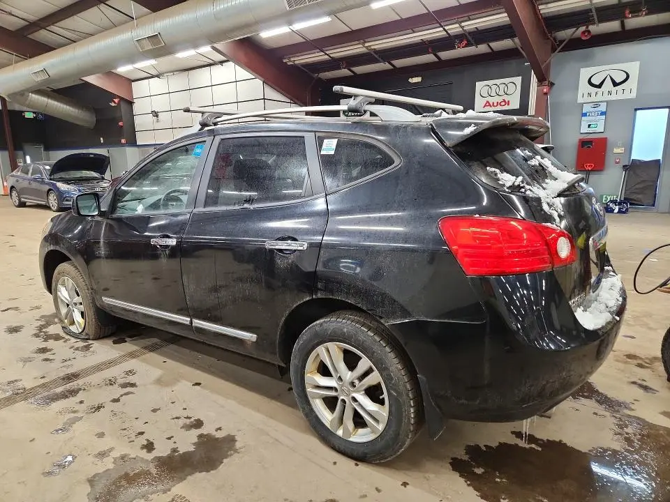 2013 NISSAN ROGUE S  