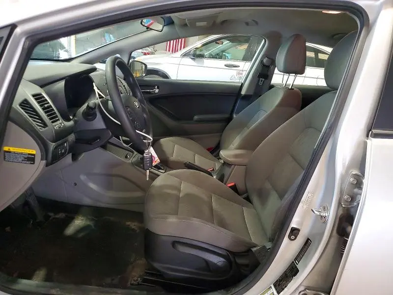 2016 KIA FORTE LX  