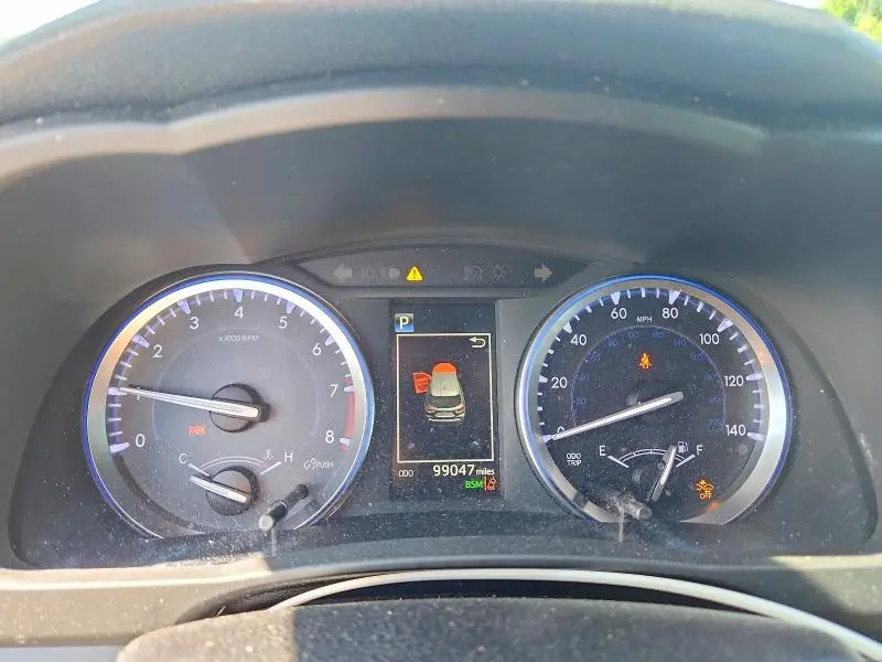 2019 TOYOTA HIGHLANDER XLE  