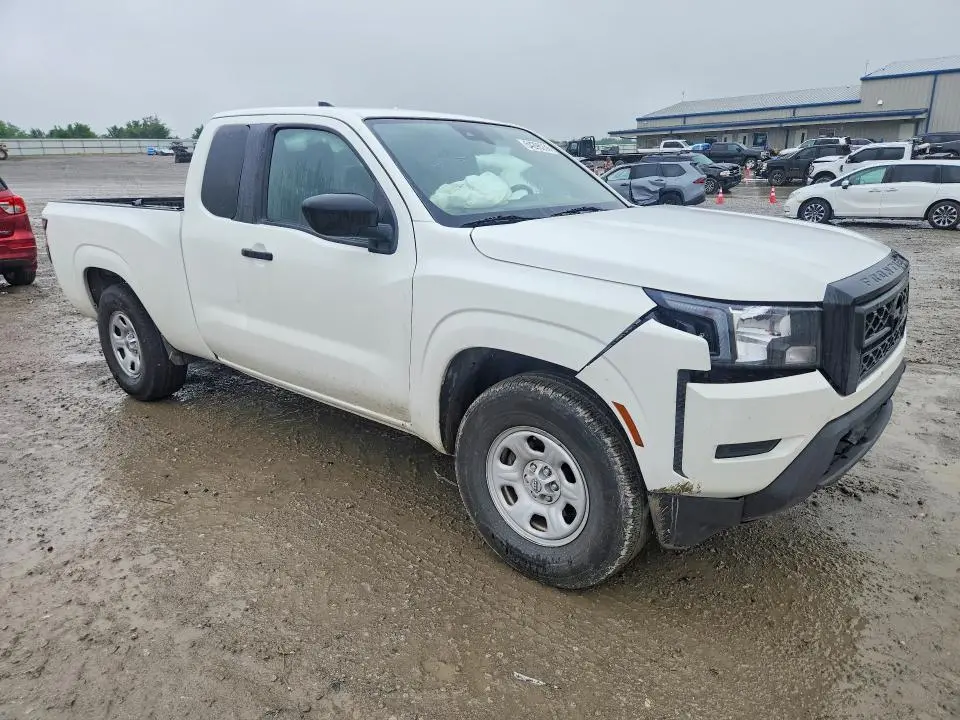 2024 NISSAN FRONTIER S  