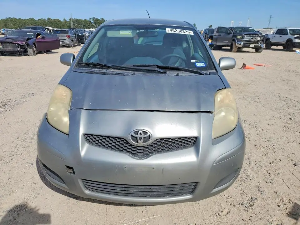 2010 TOYOTA YARIS BASE  