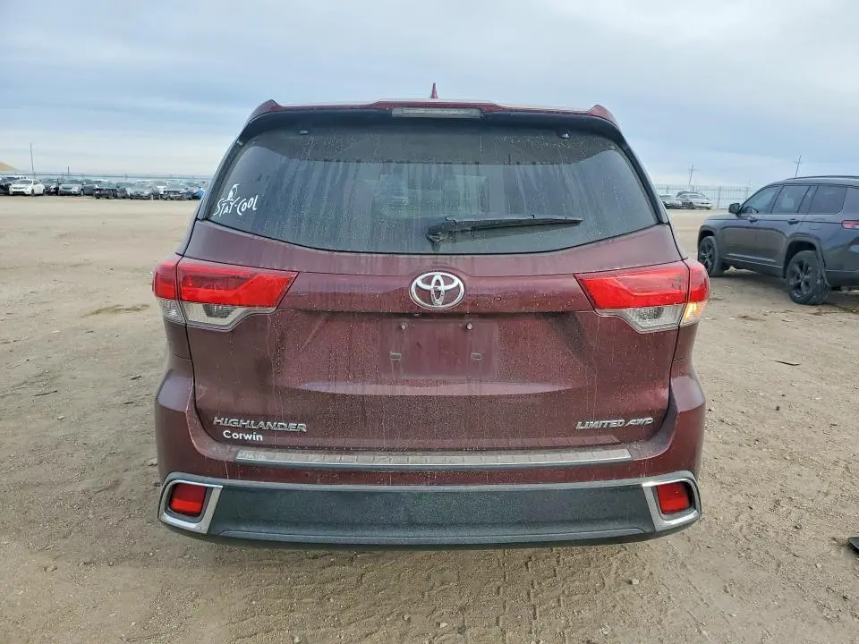 2018 TOYOTA HIGHLANDER LIMITED  