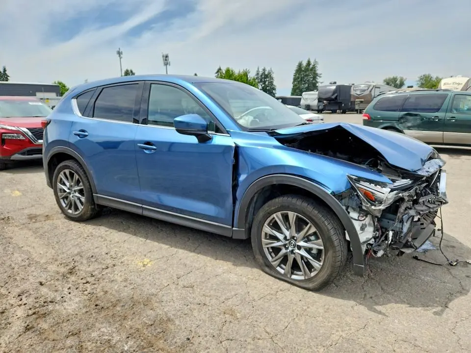 2021 MAZDA CX-5 SIGNATURE  
