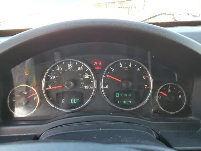 2010 JEEP LIBERTY SPORT  