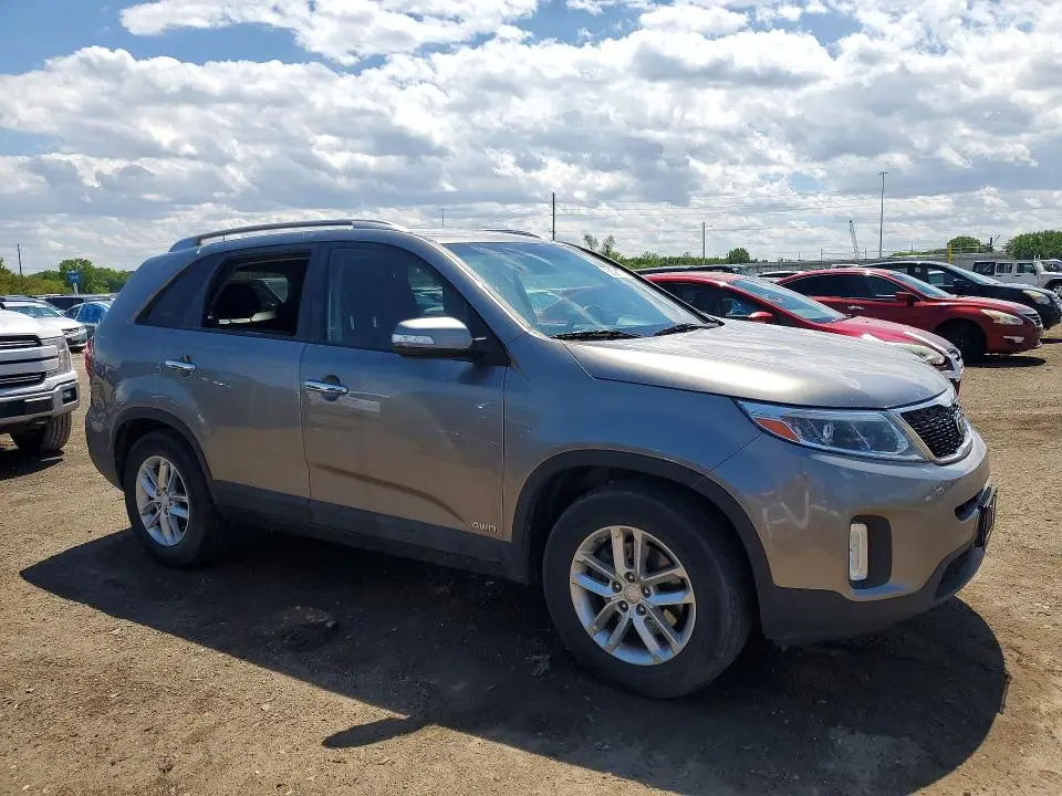 2015 KIA SORENTO LX  