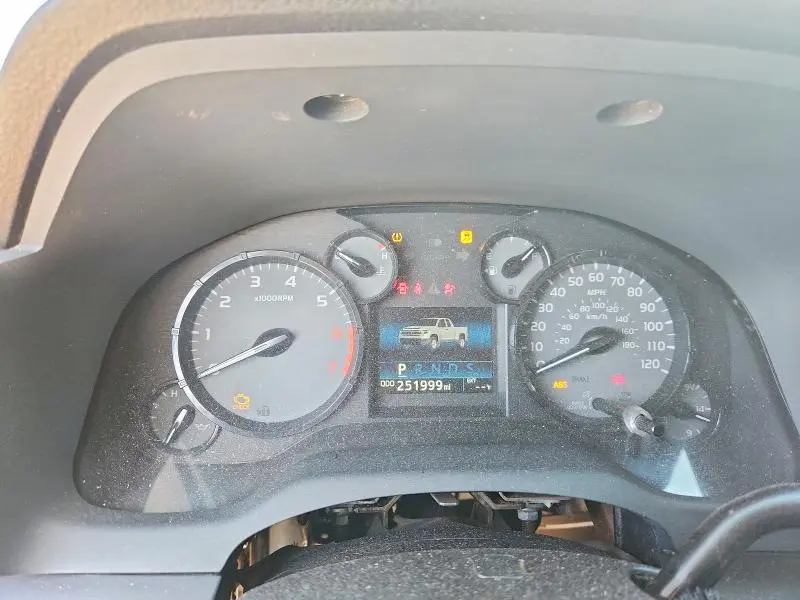 2016 TOYOTA TUNDRA DOUBLE CAB SR  