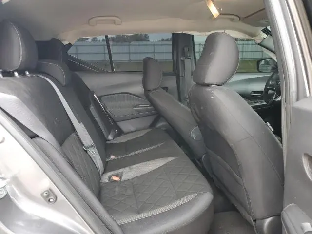 2020 NISSAN KICKS S  