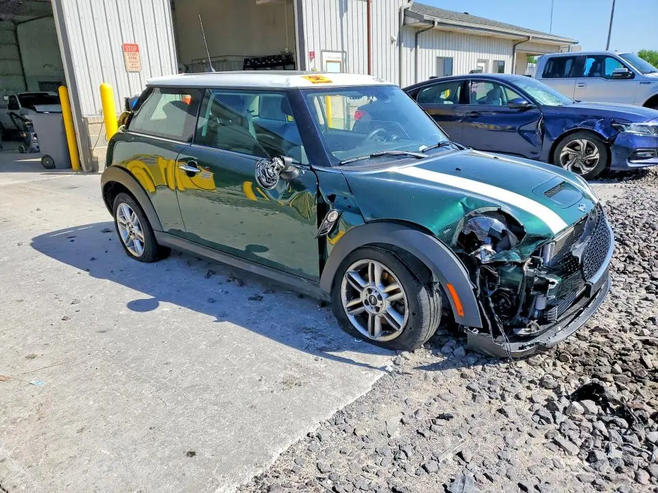 2013 MINI COOPER S  