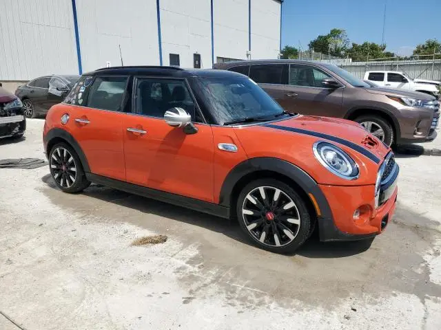 2019 MINI COOPER S  