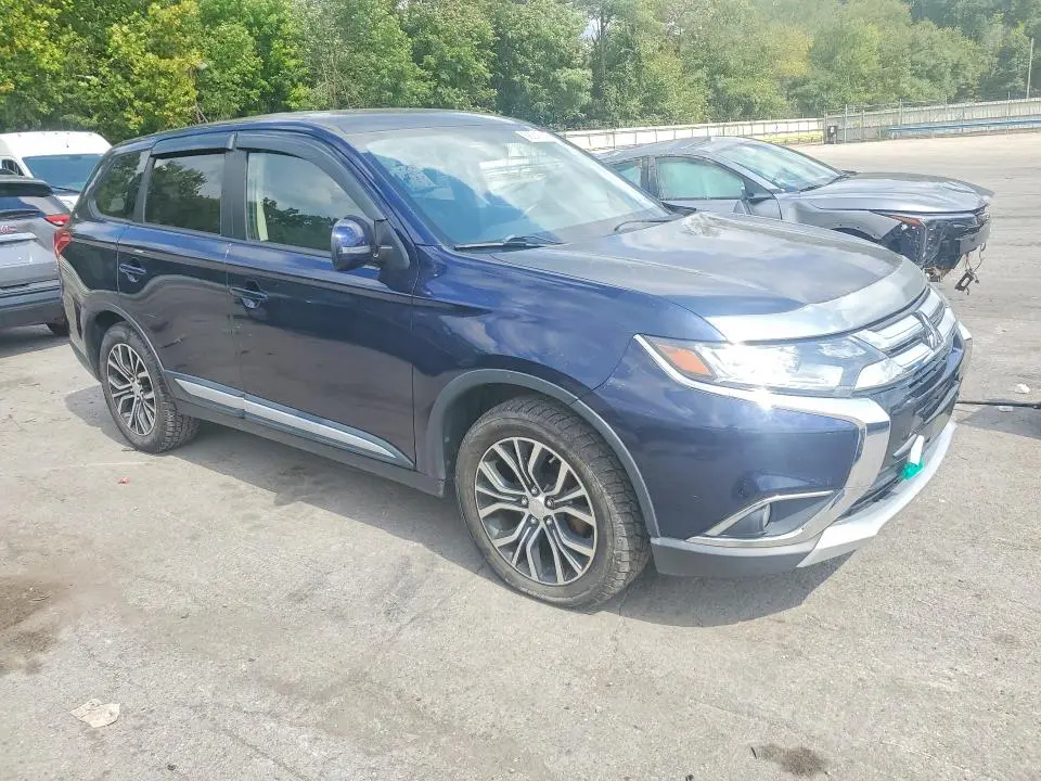 2016 MITSUBISHI OUTLANDER SE  