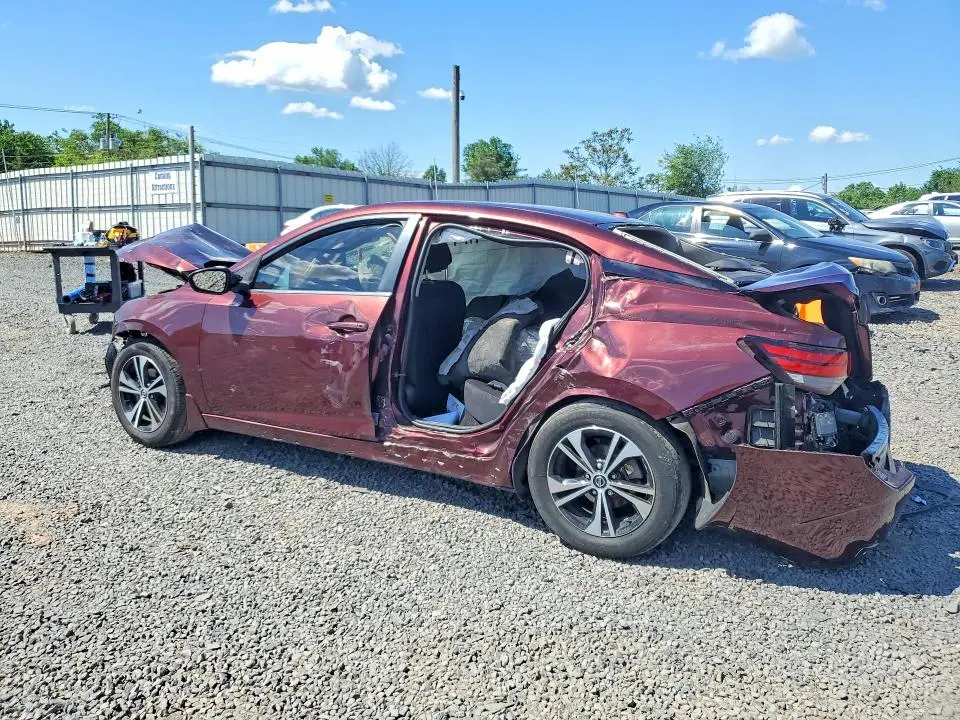 2022 NISSAN SENTRA SV  