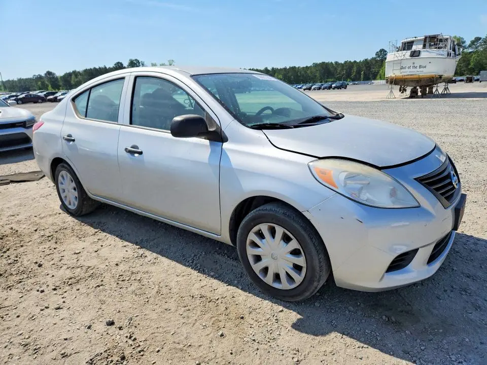 2013 NISSAN VERSA 1.6 S  
