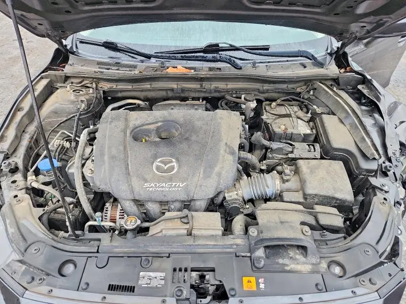 2018 MAZDA 3 TOURING  