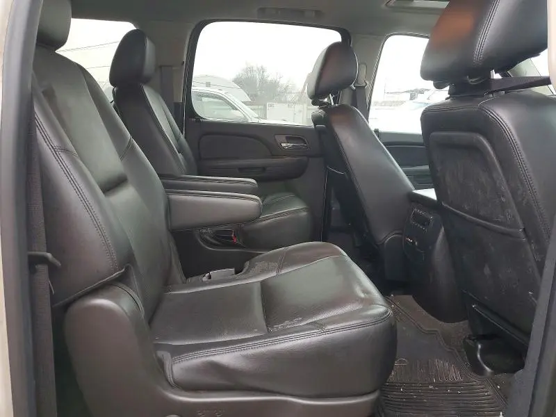 2013 CHEVROLET SUBURBAN K1500 LTZ  