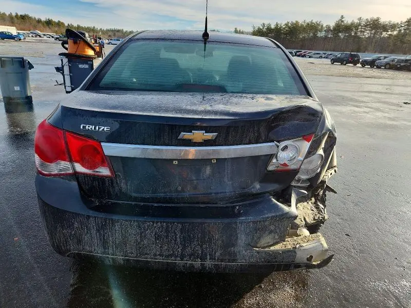 2013 CHEVROLET CRUZE LS  