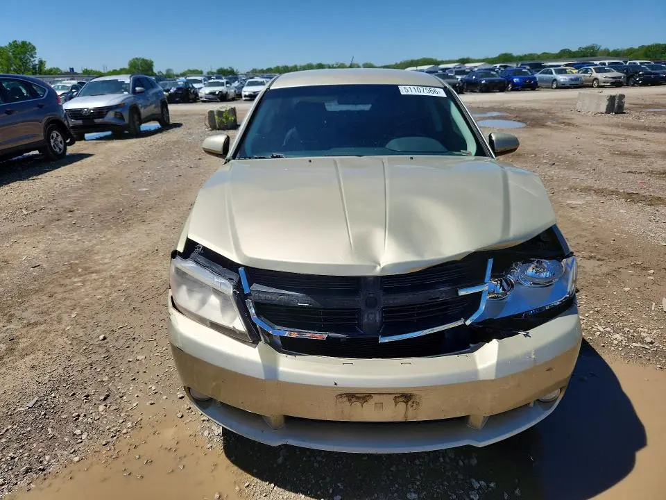 2010 DODGE AVENGER R  