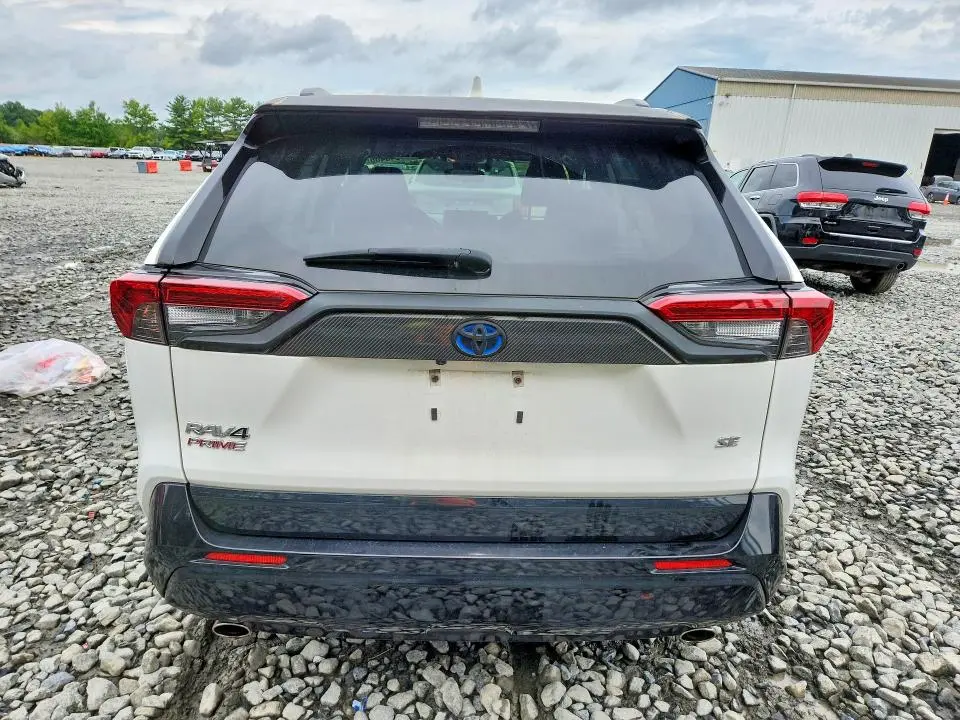 2021 TOYOTA RAV4 PRIME SE  