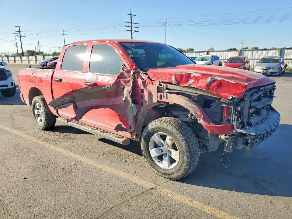 2016 RAM 1500 ST  