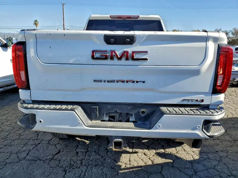 2020 GMC SIERRA K2500 AT4  