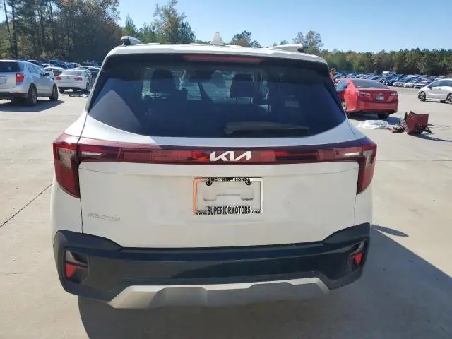 2025 KIA SELTOS EX  