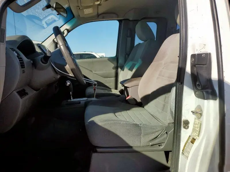 2016 NISSAN FRONTIER S  